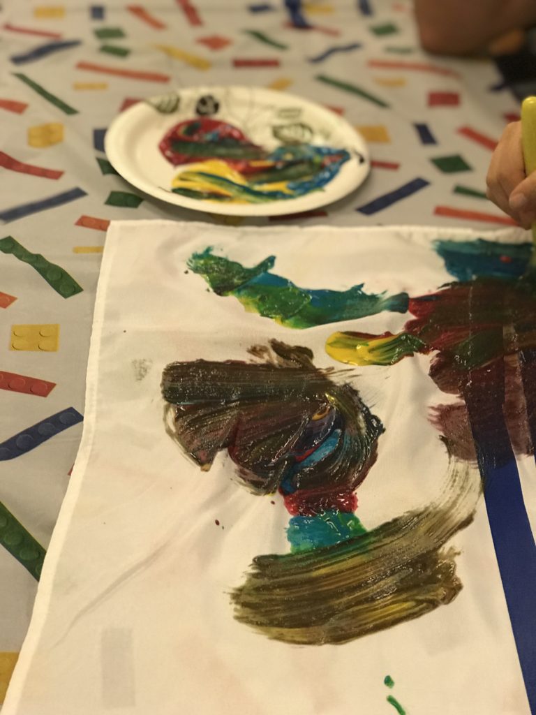 How to Make Betsy Ross Inspired Flags with toddlers and preschoolers