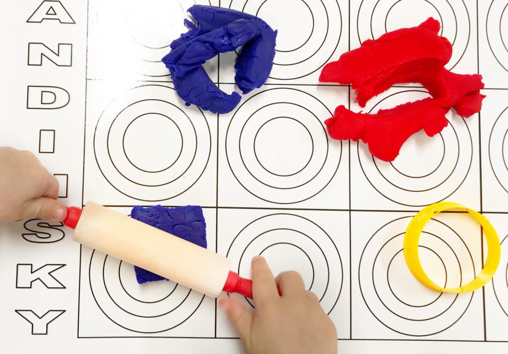 Craft Dough Fun for Toddlers and Preschoolers: Inspired by Kandinsky 
